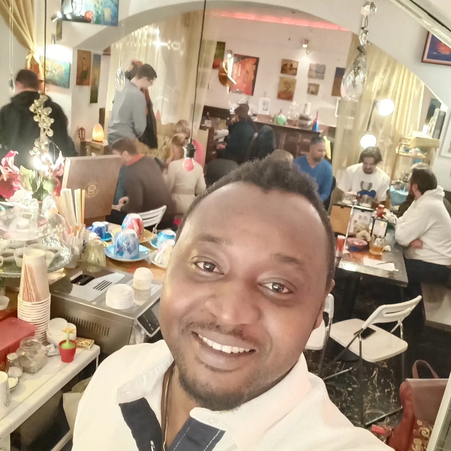 Richy Happy Bar